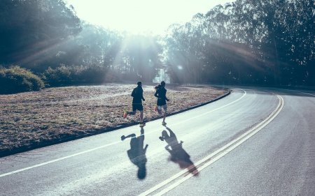 Как выполнять две тренировки в день по бегу